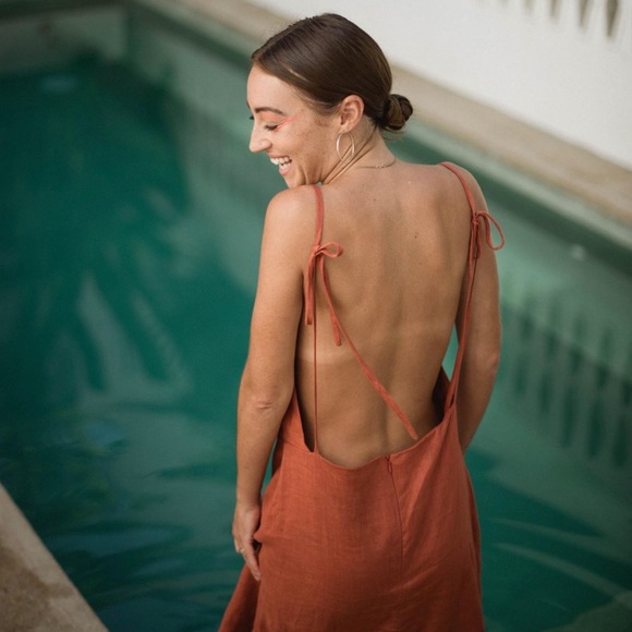 REF Linen Flora Dress, Black - Picture 9 of 12